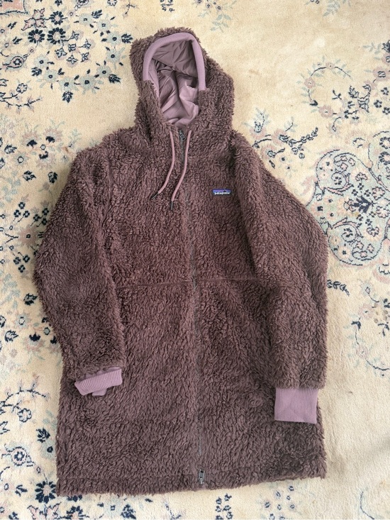 Patagonia Jackets & Blazers - Patagonia Women’s Dusty Mauve Sherpa Hooded Jacket